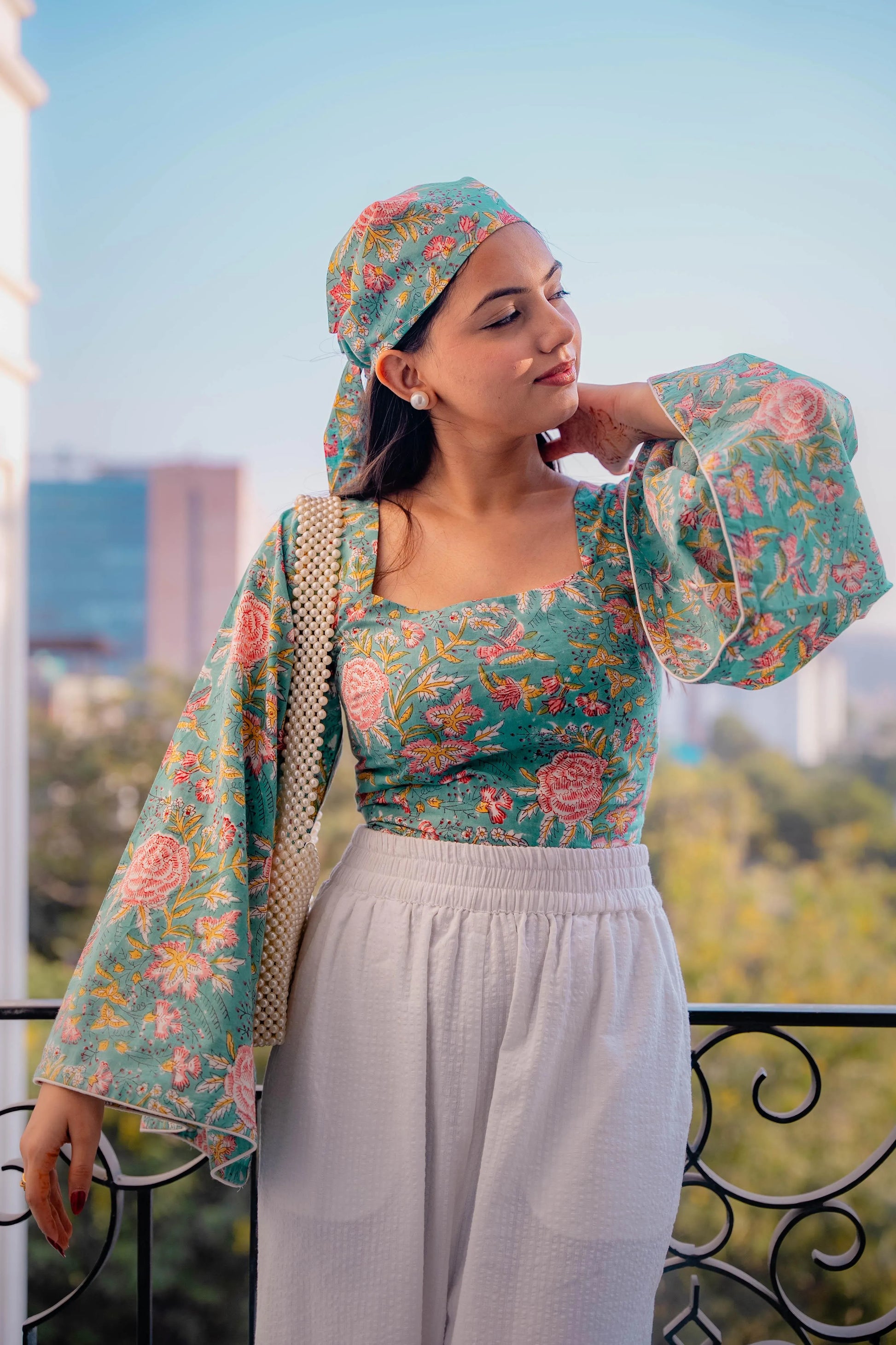Green Floral Bell Sleeves Top - Odhanon