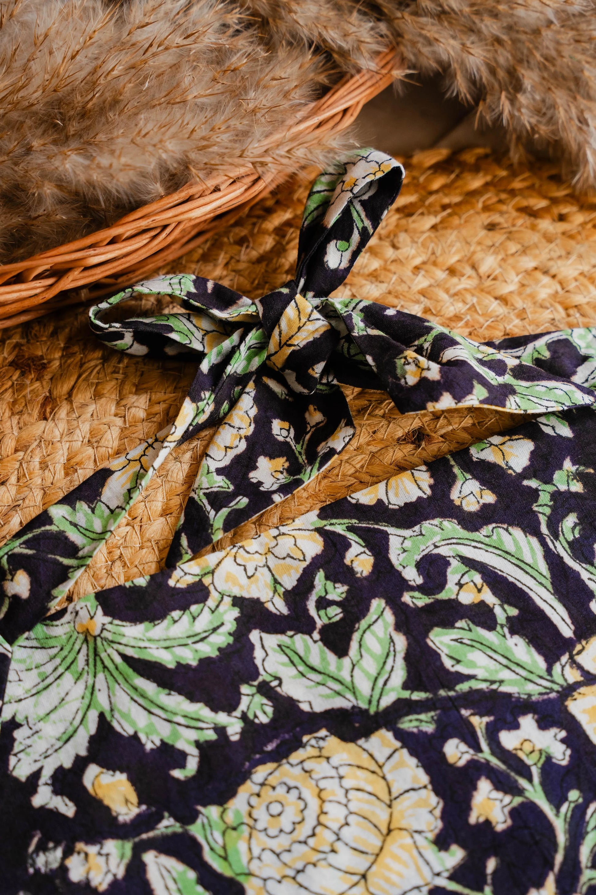 Black Florals Summer Bandana - Odhanon