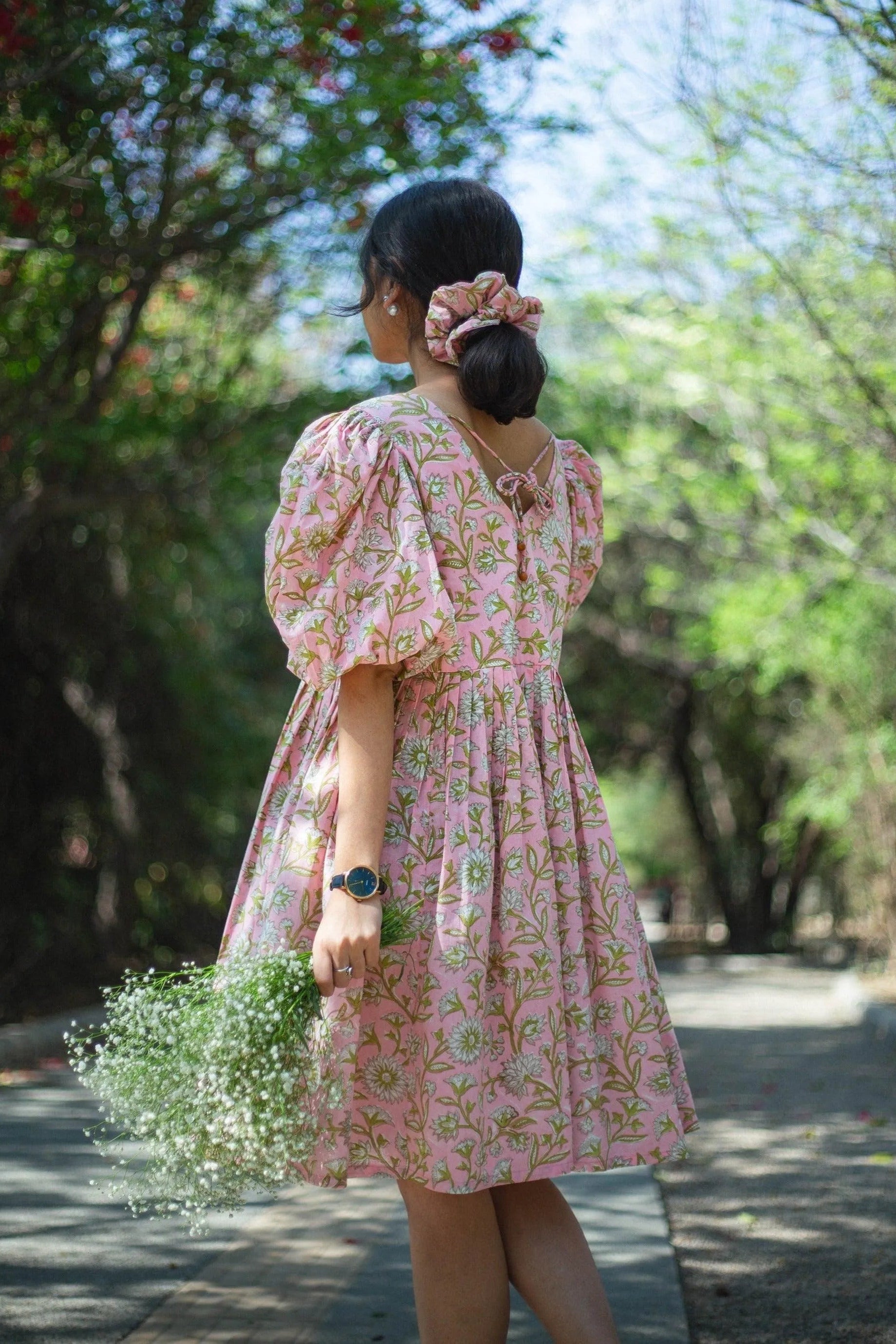 Pink Florals Short Dress - Odhanon