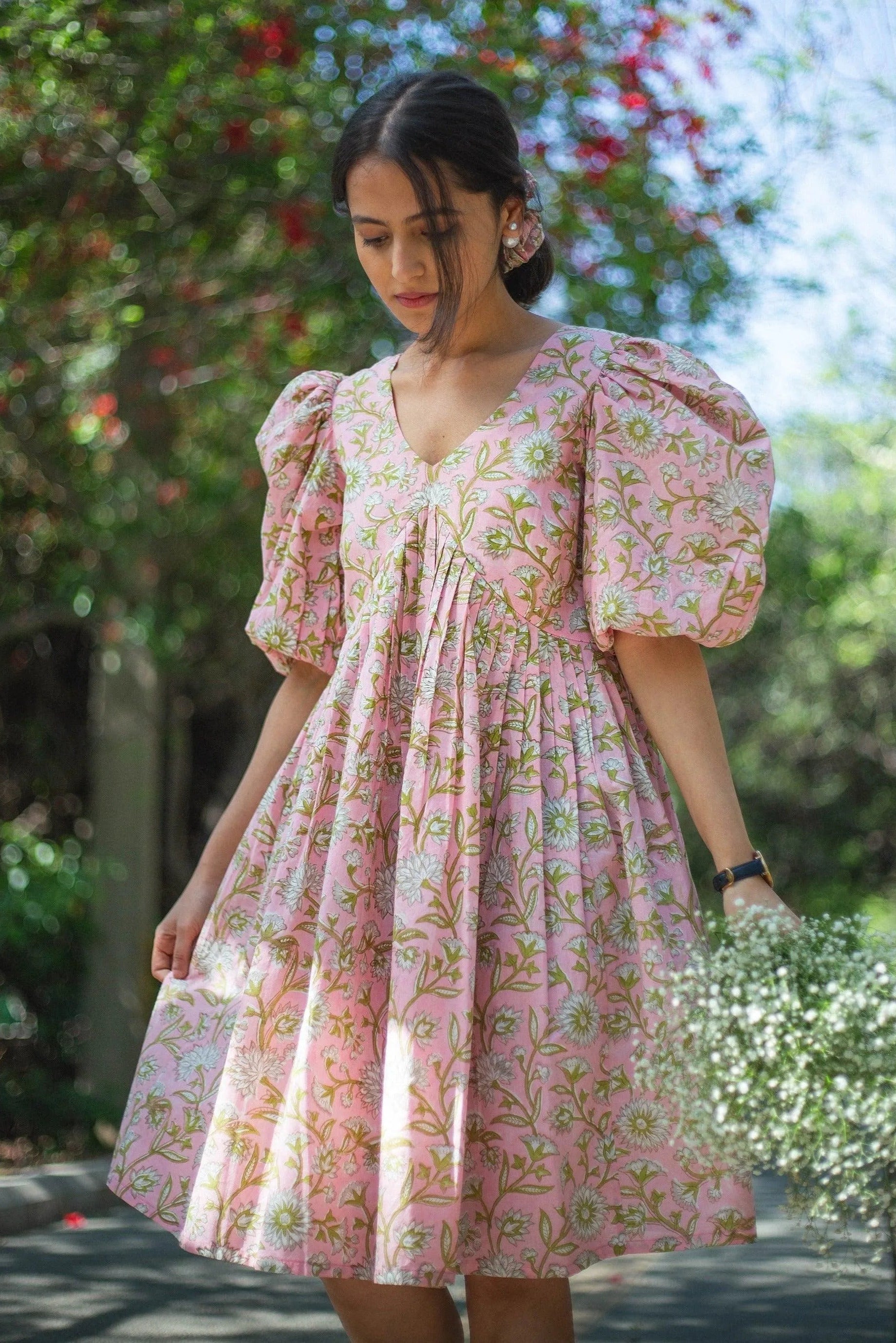 Pink Florals Short Dress - Odhanon