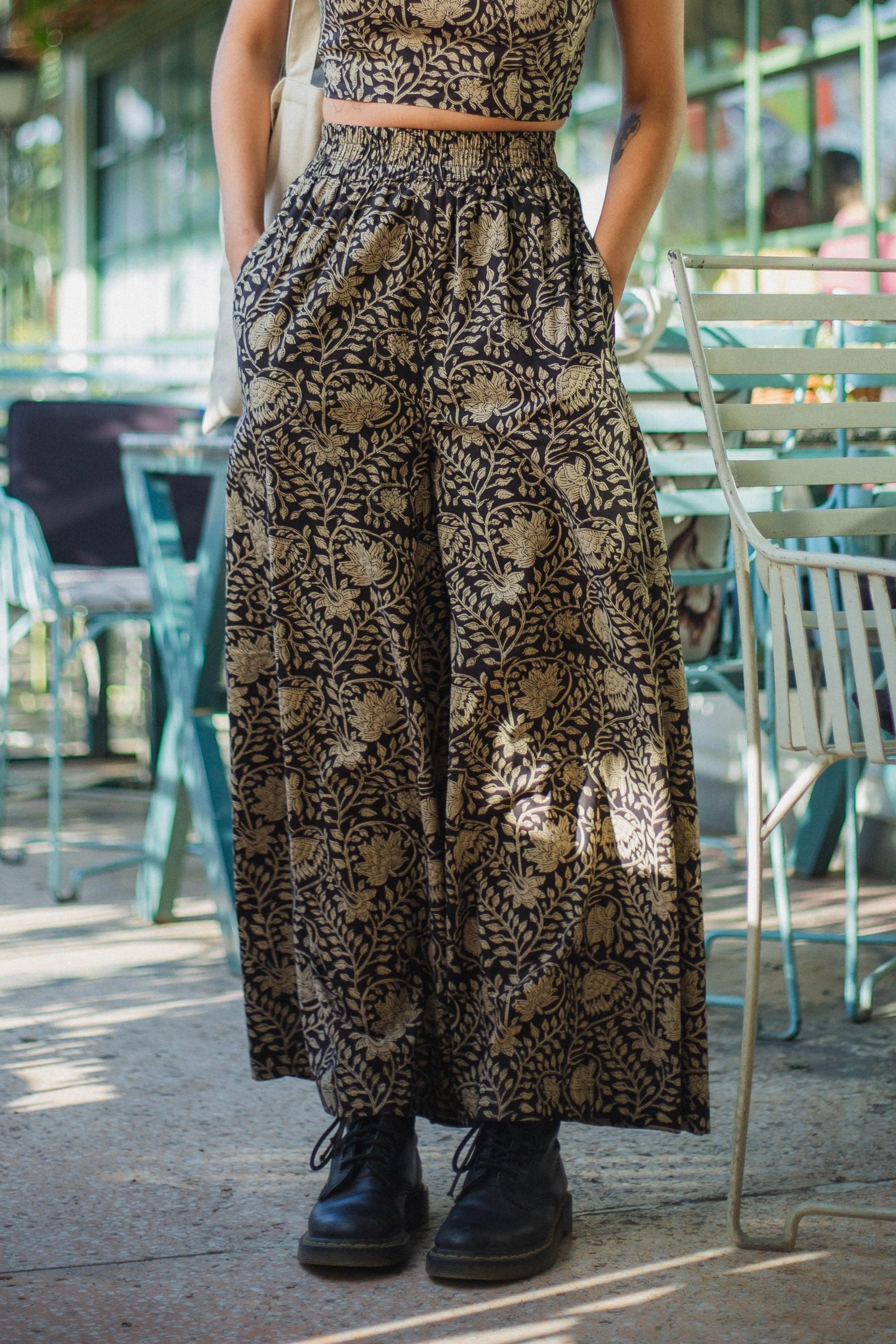 Floral High-Rise Pants - Odhanon