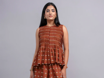 Pack Smart, Dress Stylish: Co-Ord Sets & Corset Dresses for Cold-Weather Trips