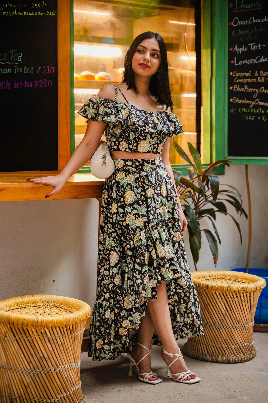 Black Floral Asymmetric Ruffle Skirt
- Odhanon