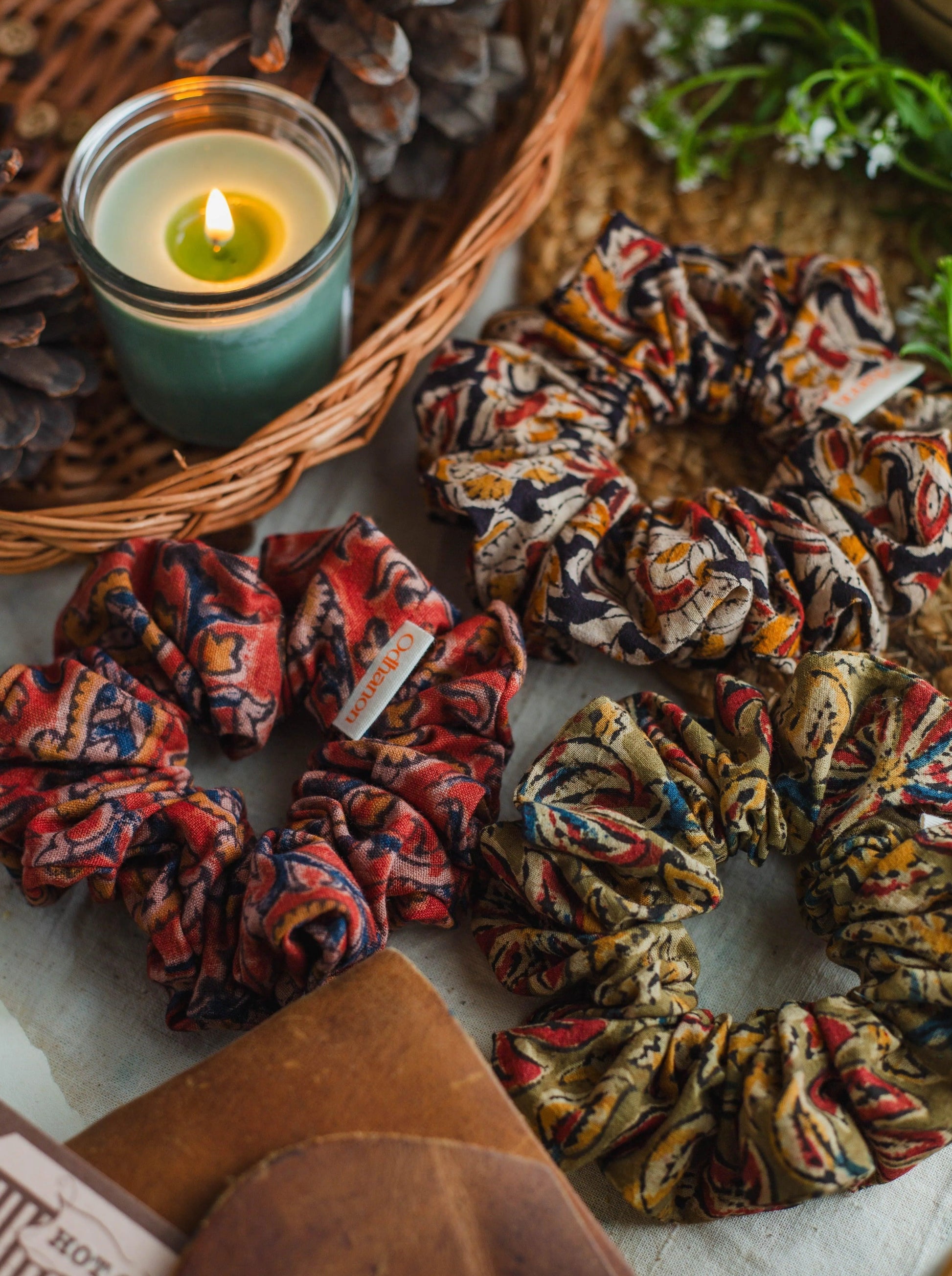 Kalamkari Scrunchies Set - Odhanon