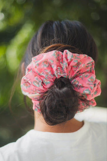 Hand Block Pink Butta Scrunchy